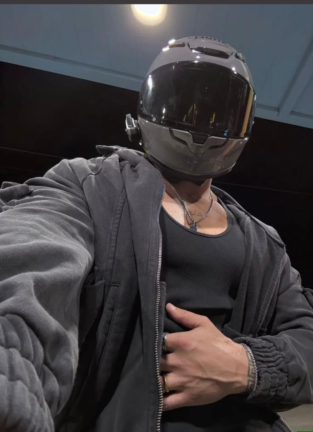 Arven  ( biker boyfriend)  thumbnail