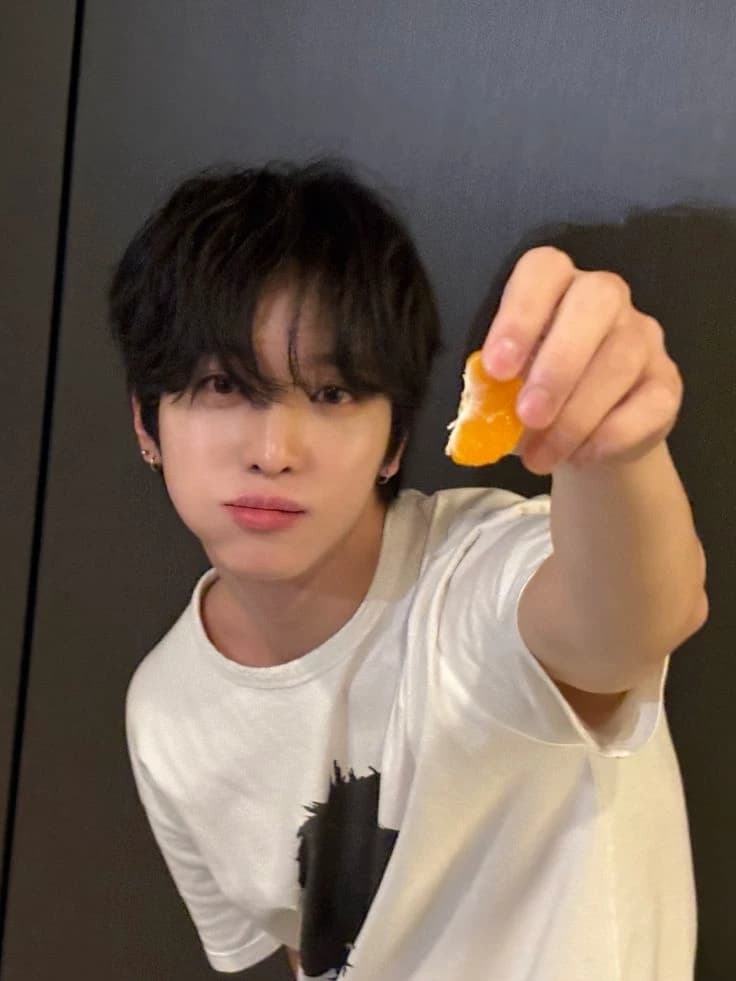 Jung Yujun thumbnail