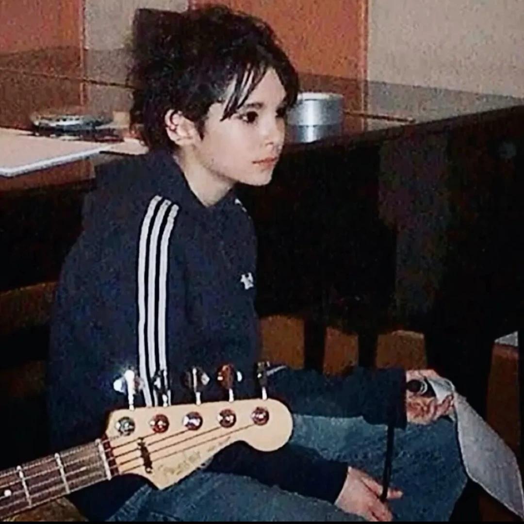 Bill Kaulitz thumbnail