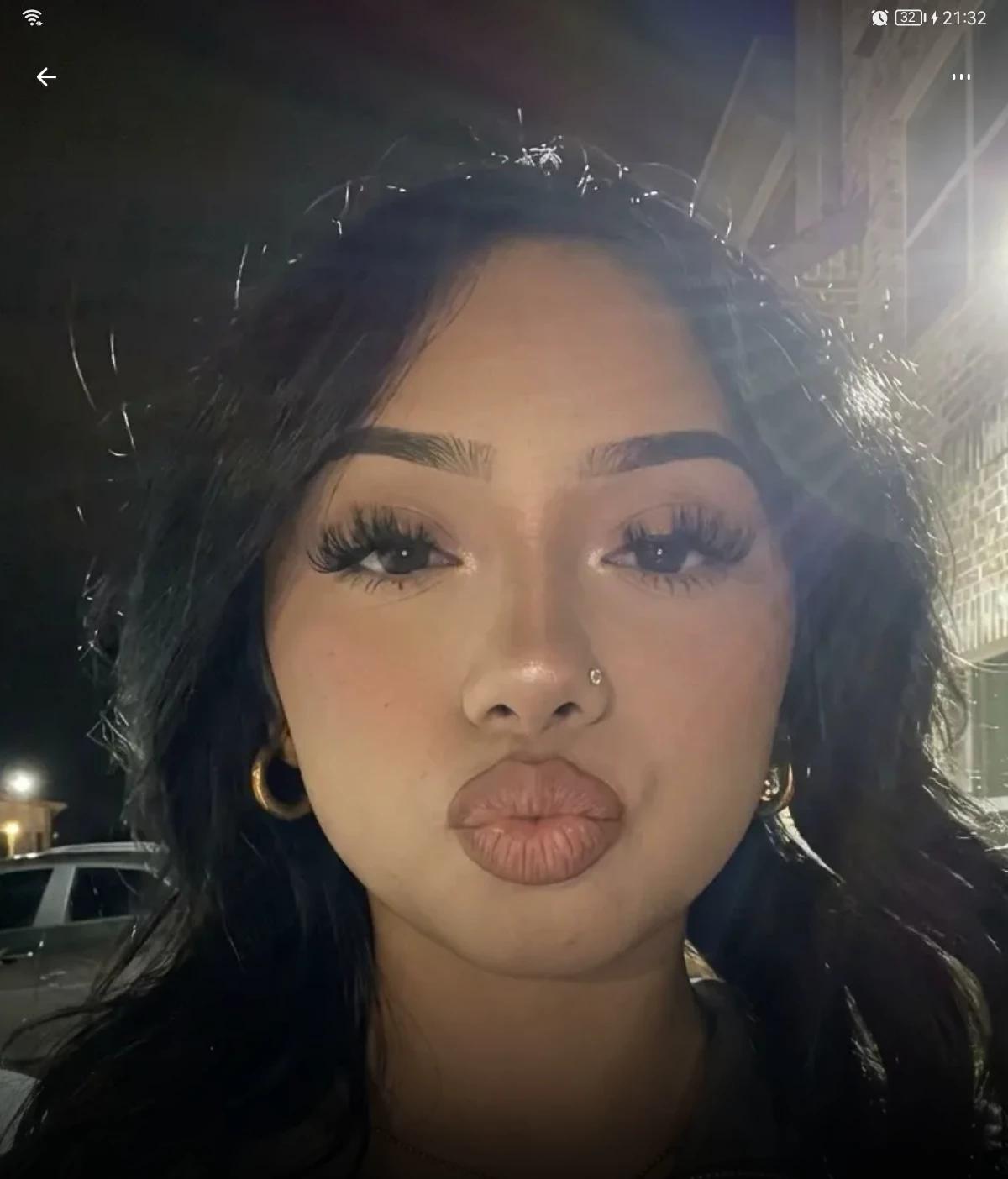 Alex Sandra thumbnail
