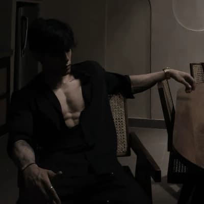 Damien  thumbnail