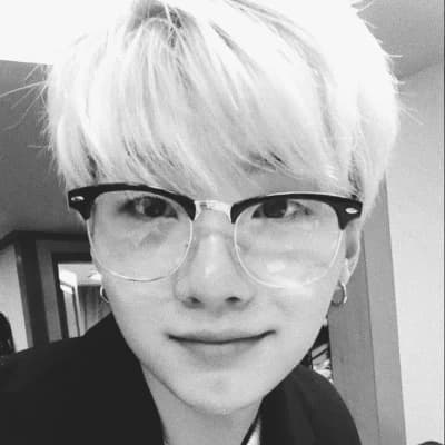 Min Yoongi thumbnail