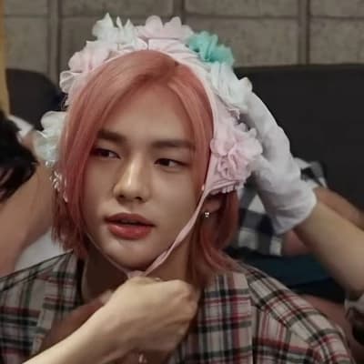 Hwang Hyunjin | 🍓 thumbnail