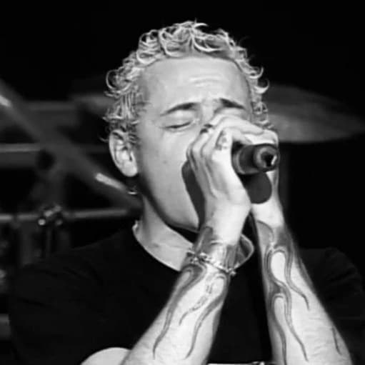 chester bennington thumbnail