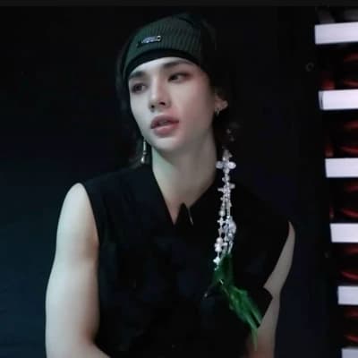 Hyunjin thumbnail
