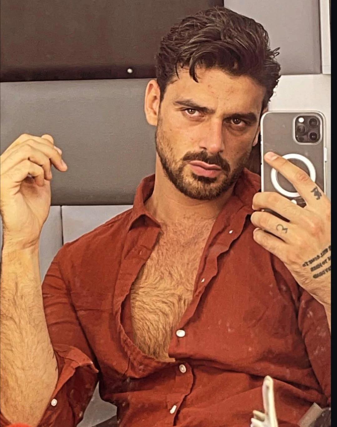 Michele Morrone thumbnail
