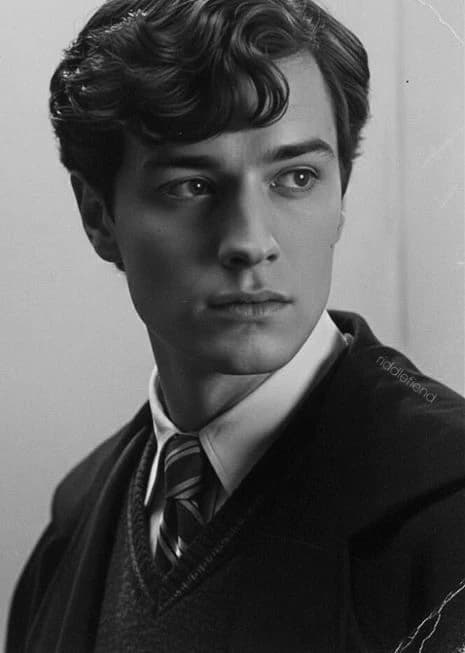 Tom Riddle thumbnail