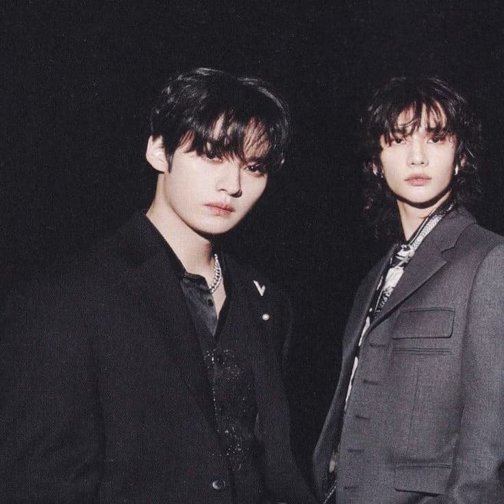 Hyunjin and LeeKnow thumbnail