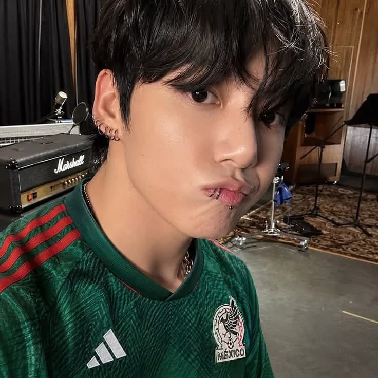 jungkook thumbnail