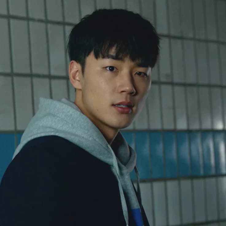 Go Hyun-tak thumbnail