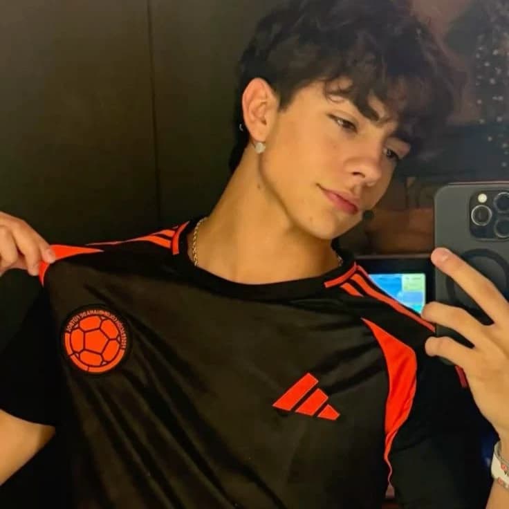Lucas Urkijo Lopez thumbnail