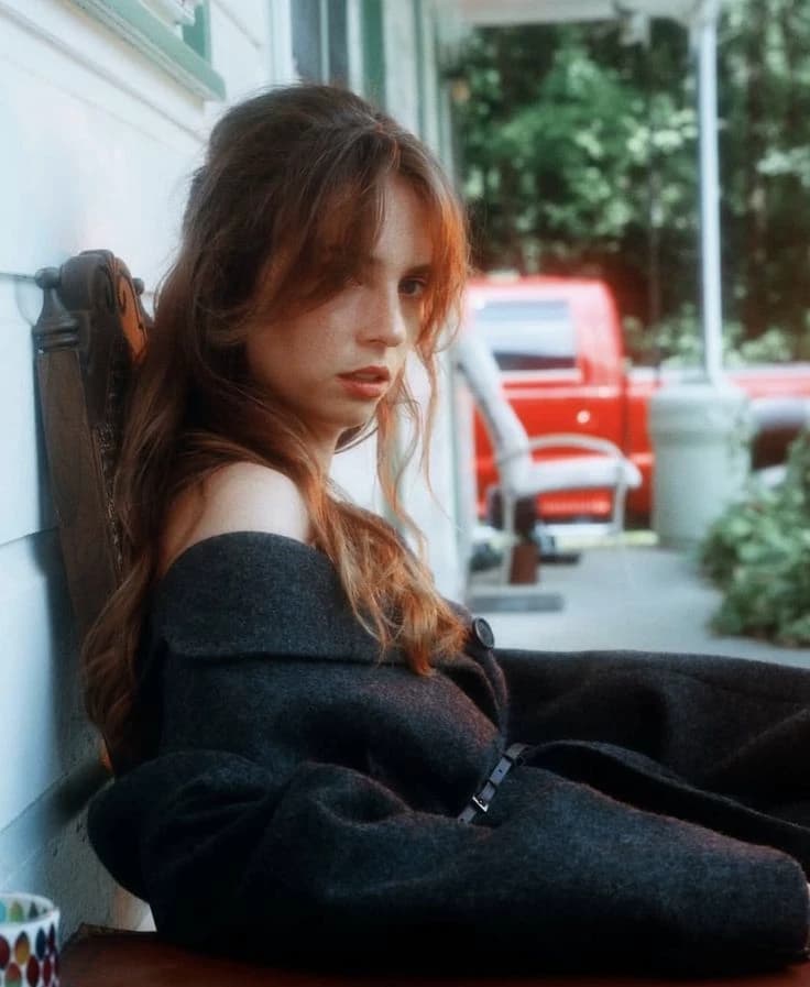 Maya Hawke thumbnail