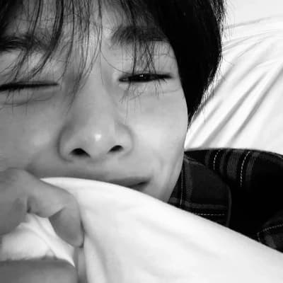 Jeongin x Lee Know - BL thumbnail