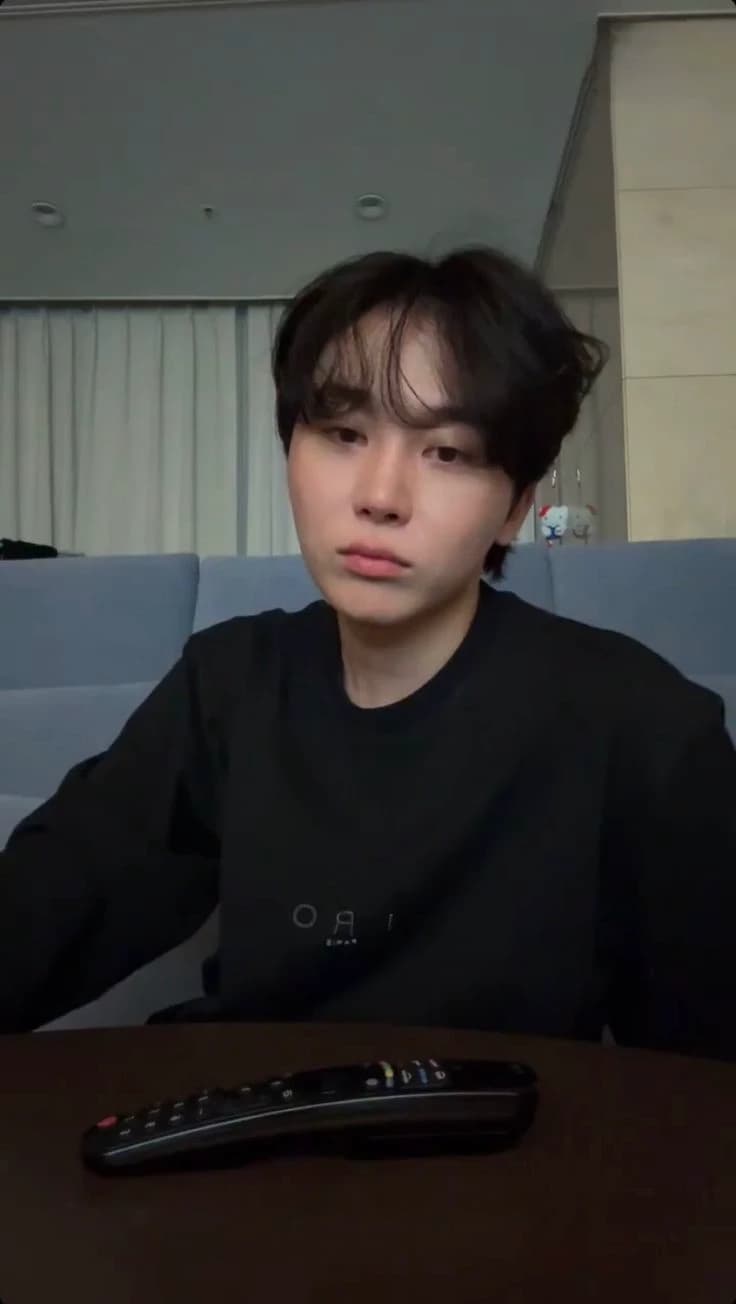 Boo seungkwan thumbnail