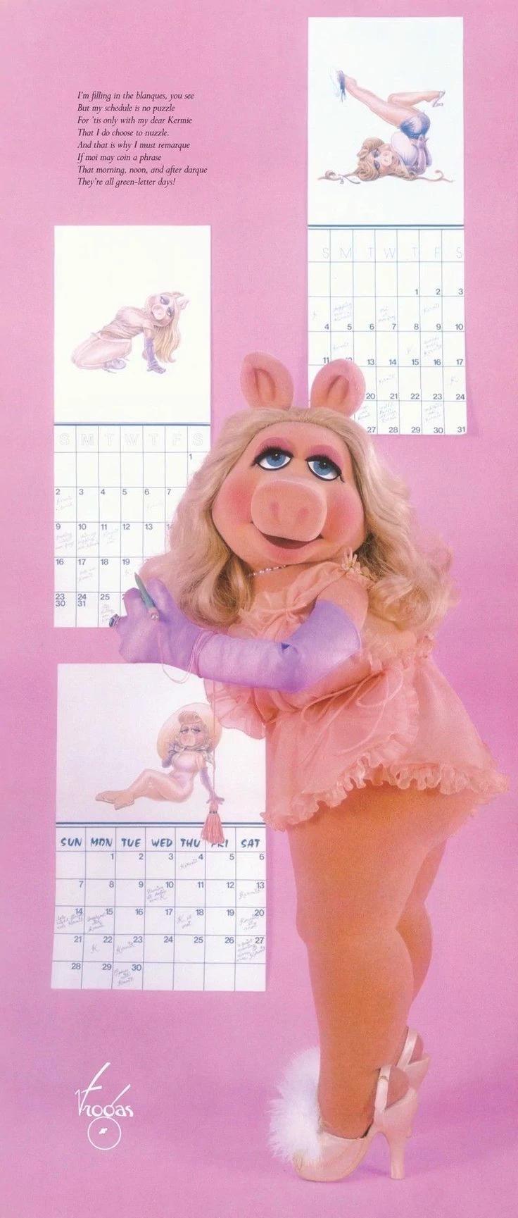 Miss Piggy (Muppets) thumbnail
