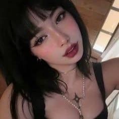 Larissa thumbnail