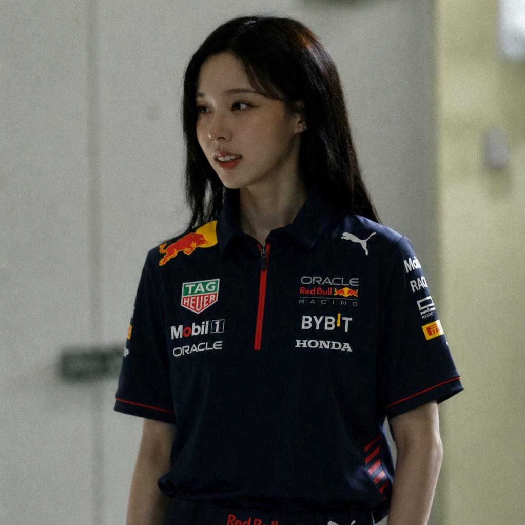 Kim Minjeong thumbnail