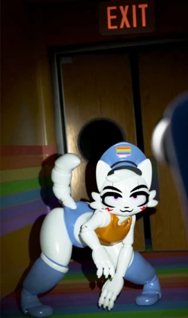 Boykisser bot thumbnail