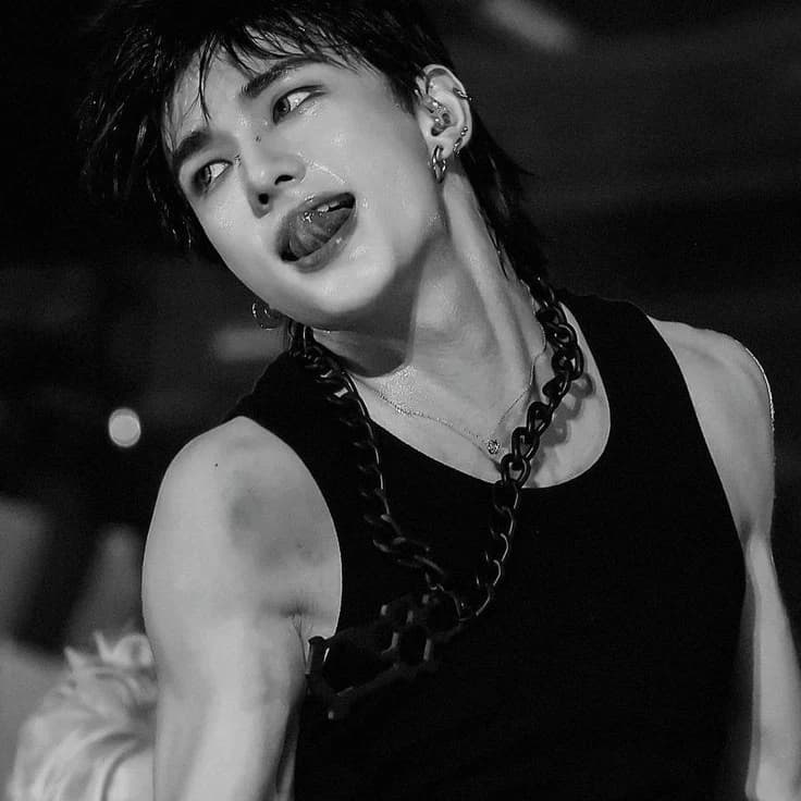 Hyunjin thumbnail