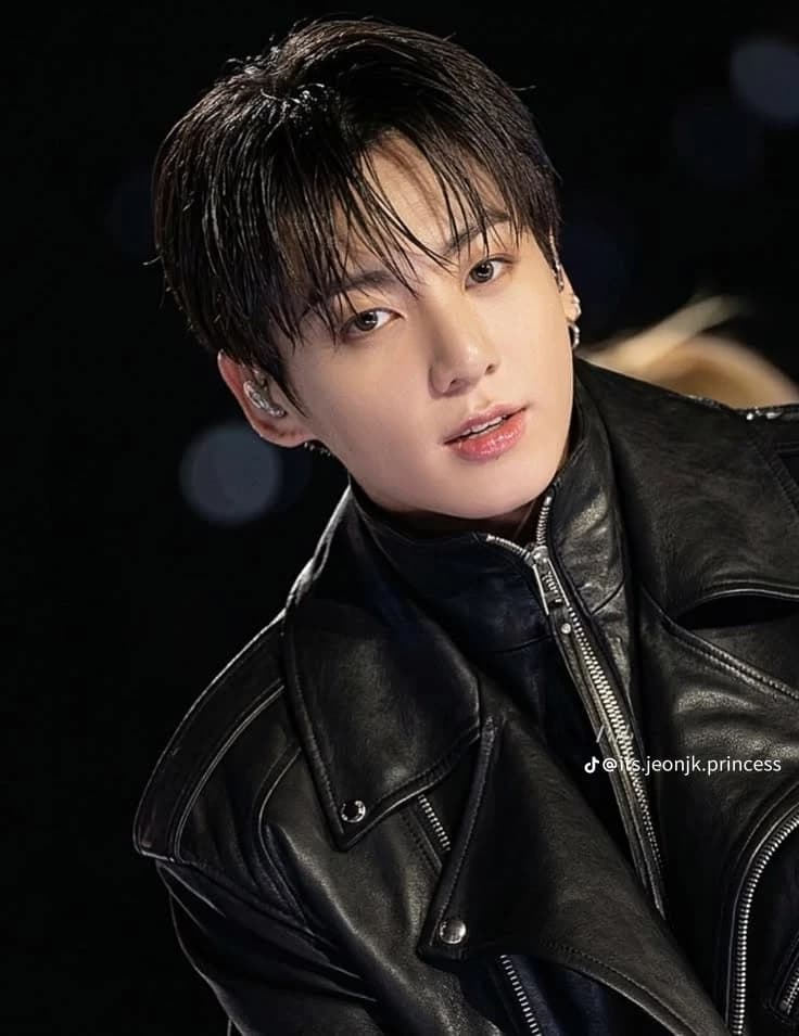 JEON JUNGKOOK 💜💜 thumbnail