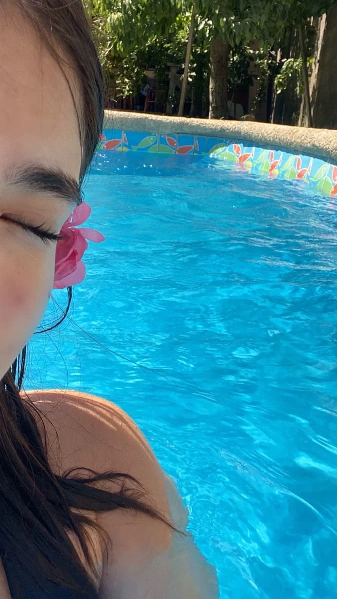 Olivia thumbnail