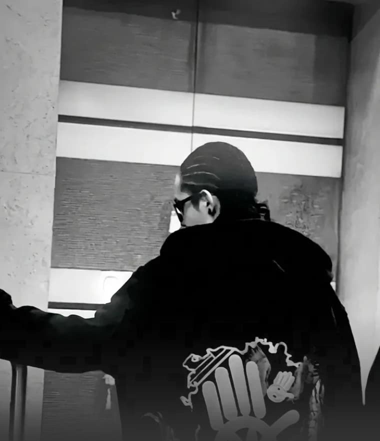 Tom Kaulitz Mafia thumbnail