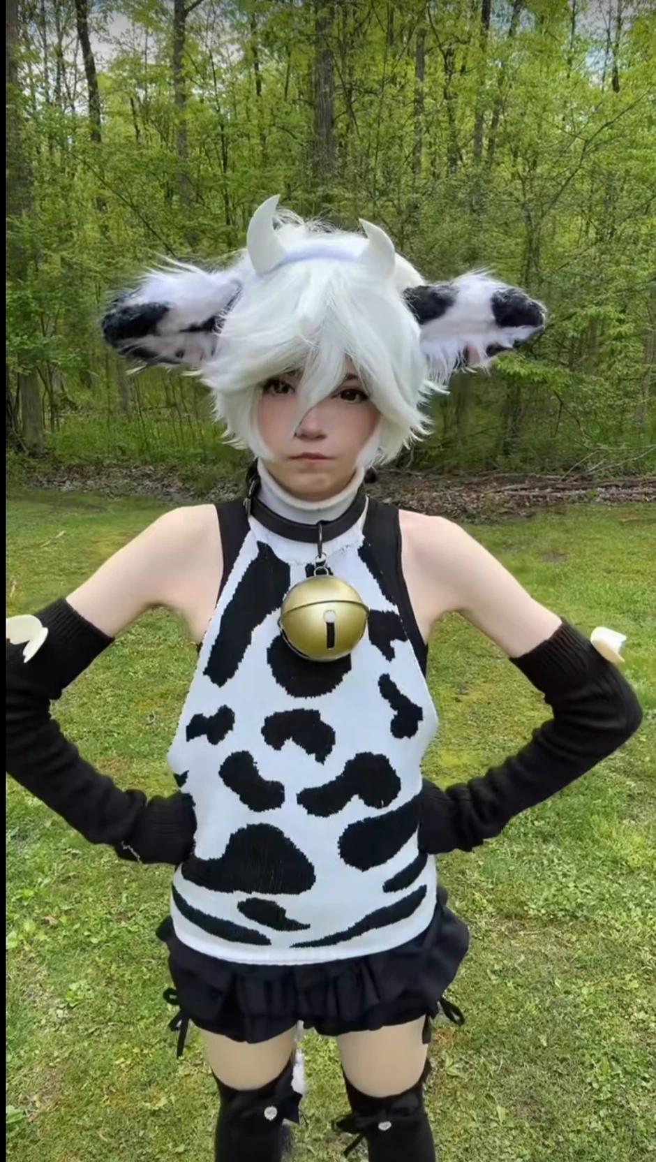 moo moo 🐮 (femboy) thumbnail