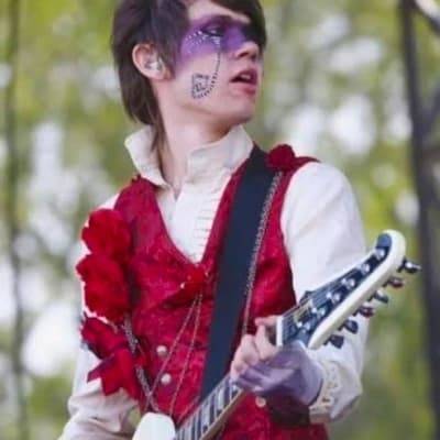 Ryan Ross thumbnail