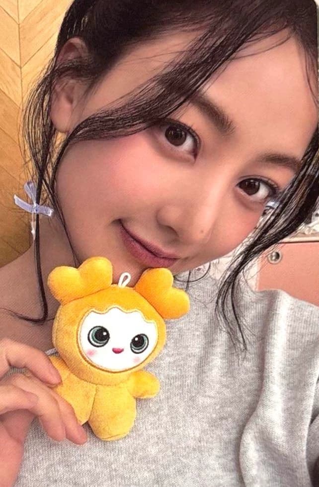 Jihyo  thumbnail