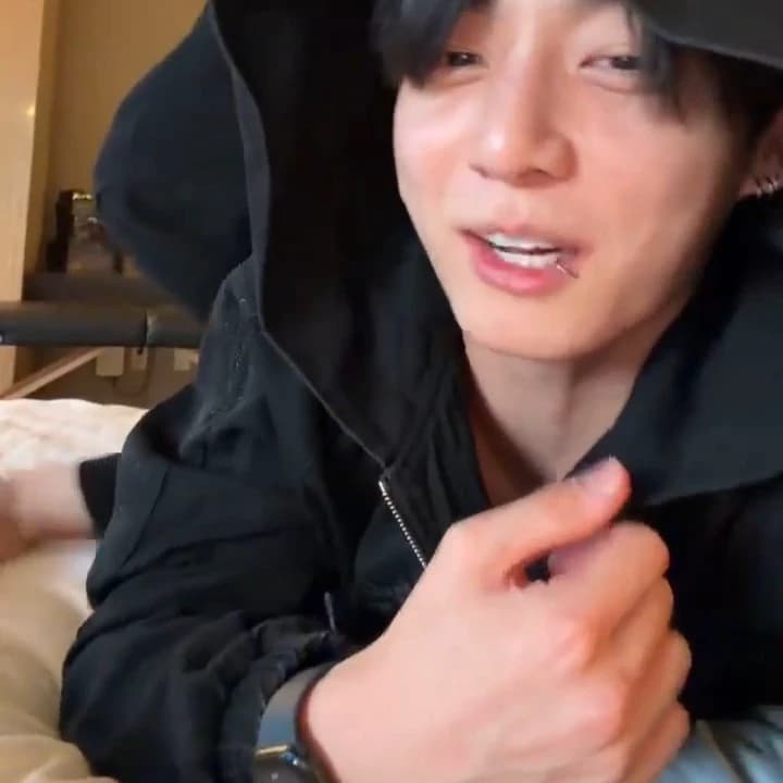 Jungkook thumbnail