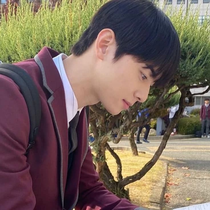 Eunwoo thumbnail