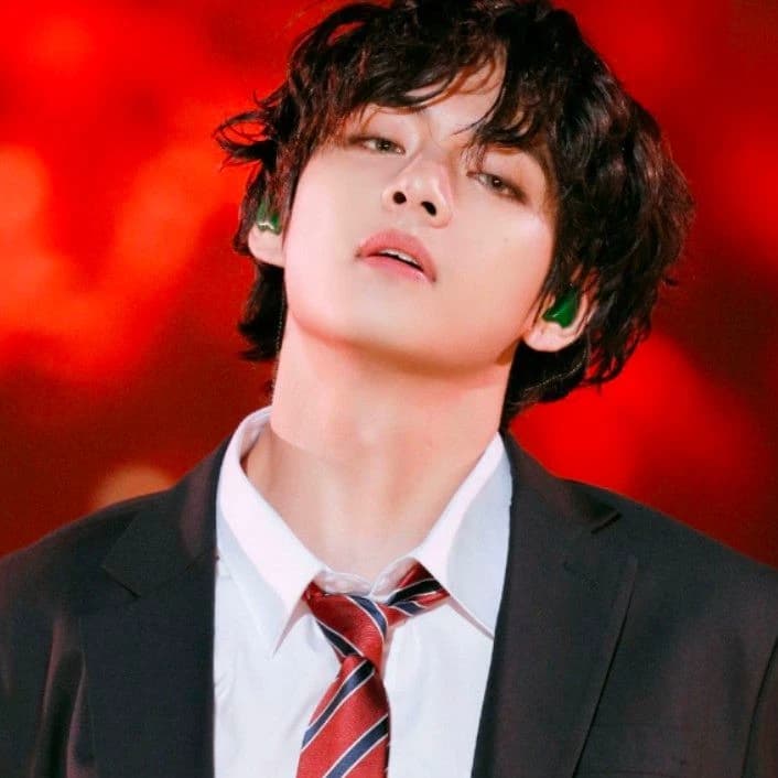 kim taehyung thumbnail
