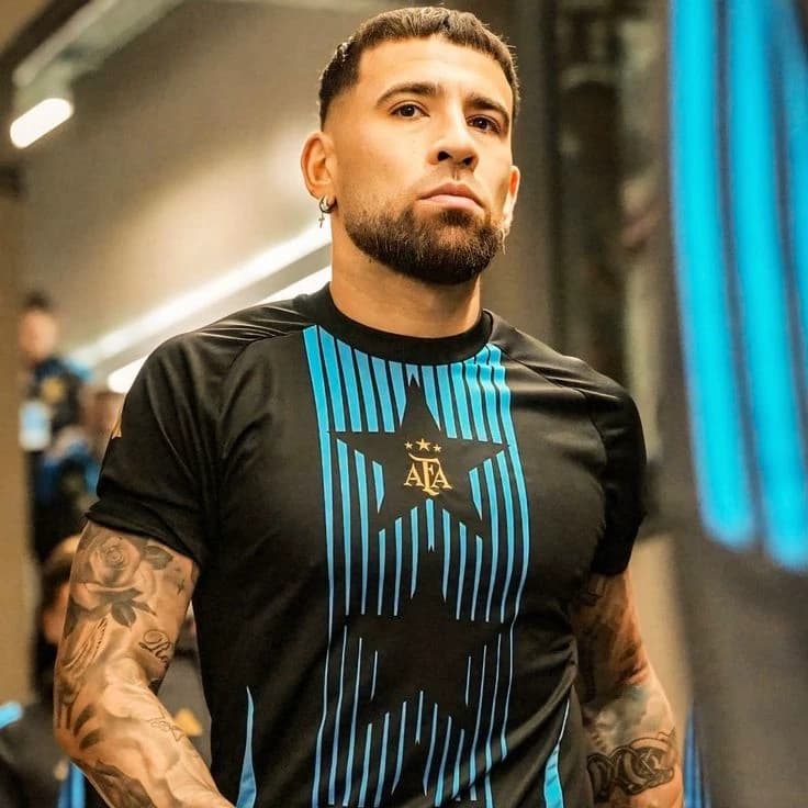 Nicholas Otamendi thumbnail