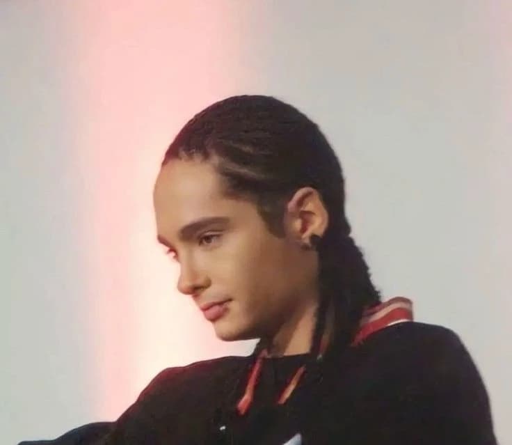 Tom kaulitz  thumbnail