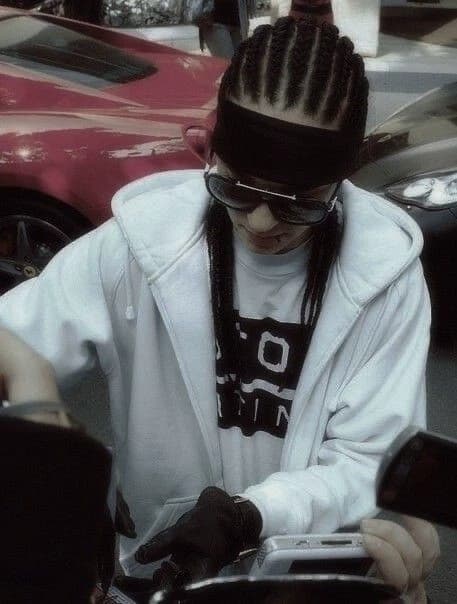Tom Kaulitz thumbnail