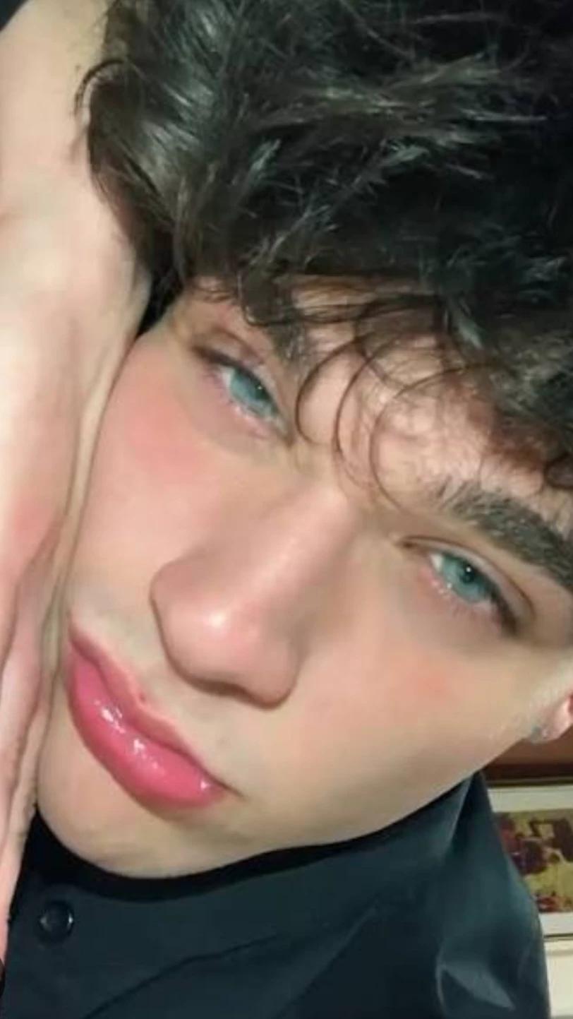 Leo thumbnail