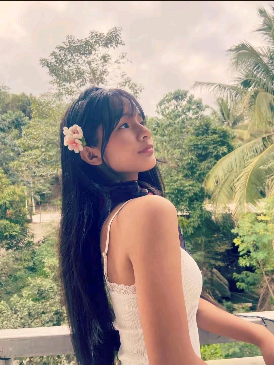 Litchownie(Jewel Tonyang) thumbnail