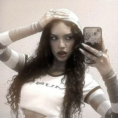 Daniela Avanzini // WlW thumbnail