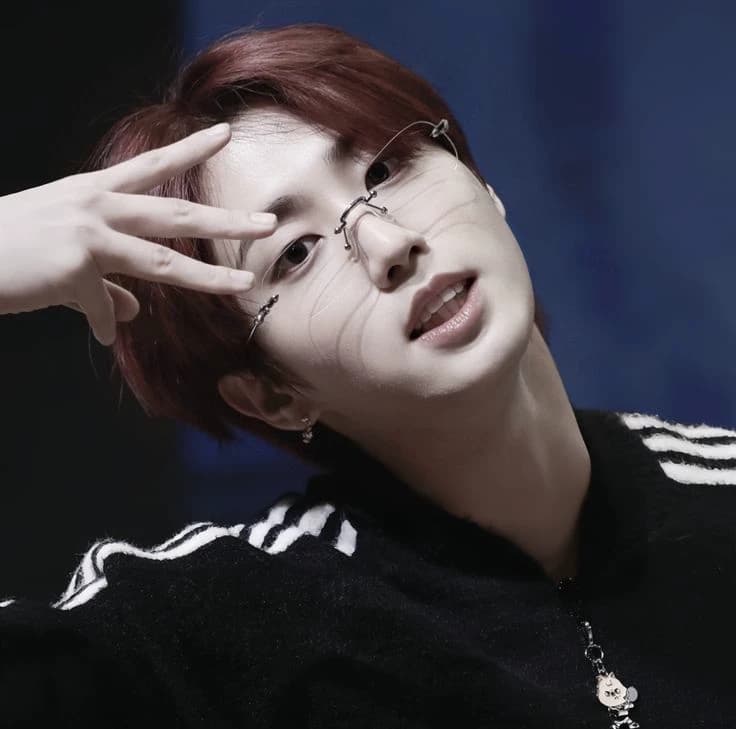 𐔌 . 한지성₊ ꒱ 𝑯𝘢𝘯 𝘫𝘪𝘴𝘶𝘯𝘨 thumbnail