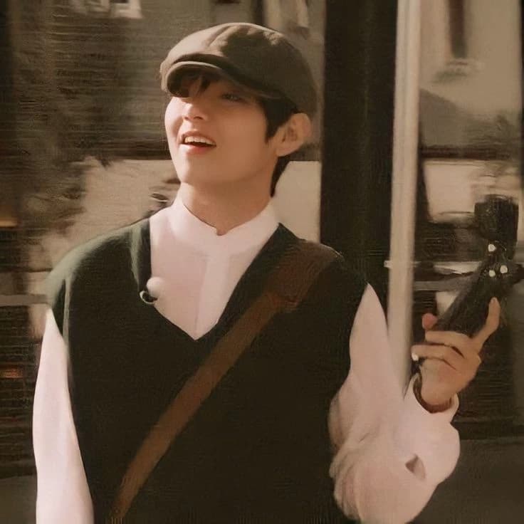 Kim taehyung thumbnail
