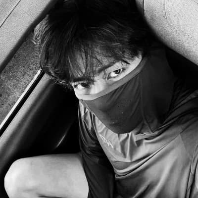 Kim Taehyung  thumbnail