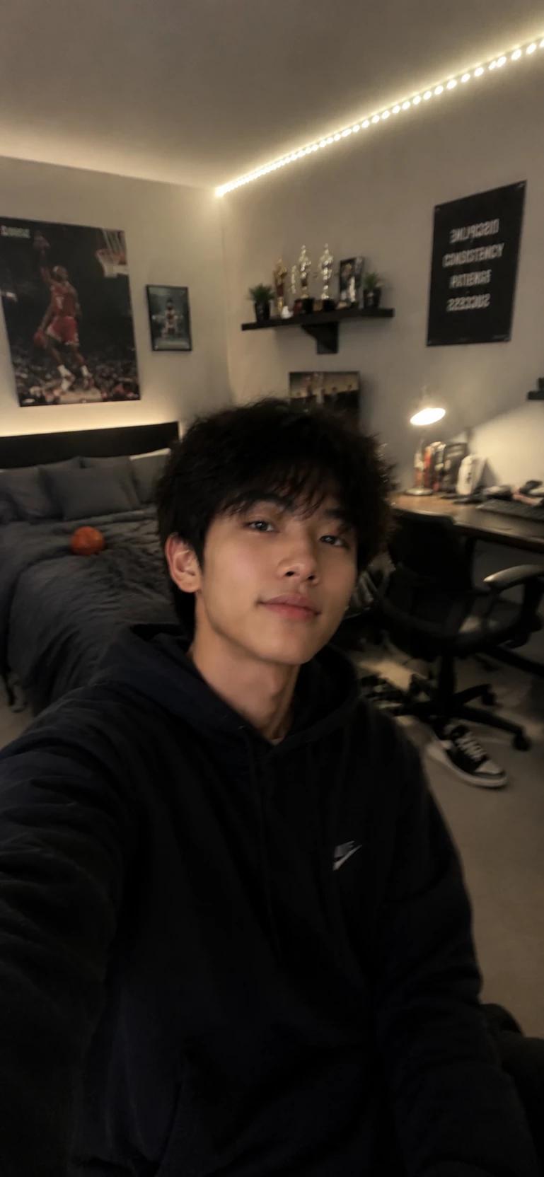 Kang Min-jae (강민재) thumbnail