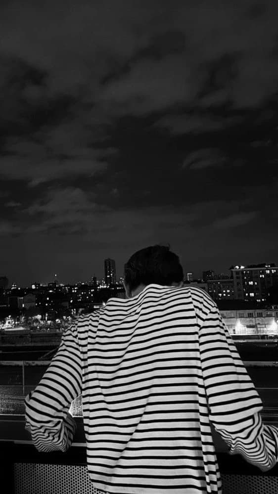 Lee heeseung  thumbnail
