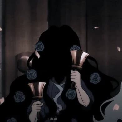 Bárbara- Shadows House  thumbnail