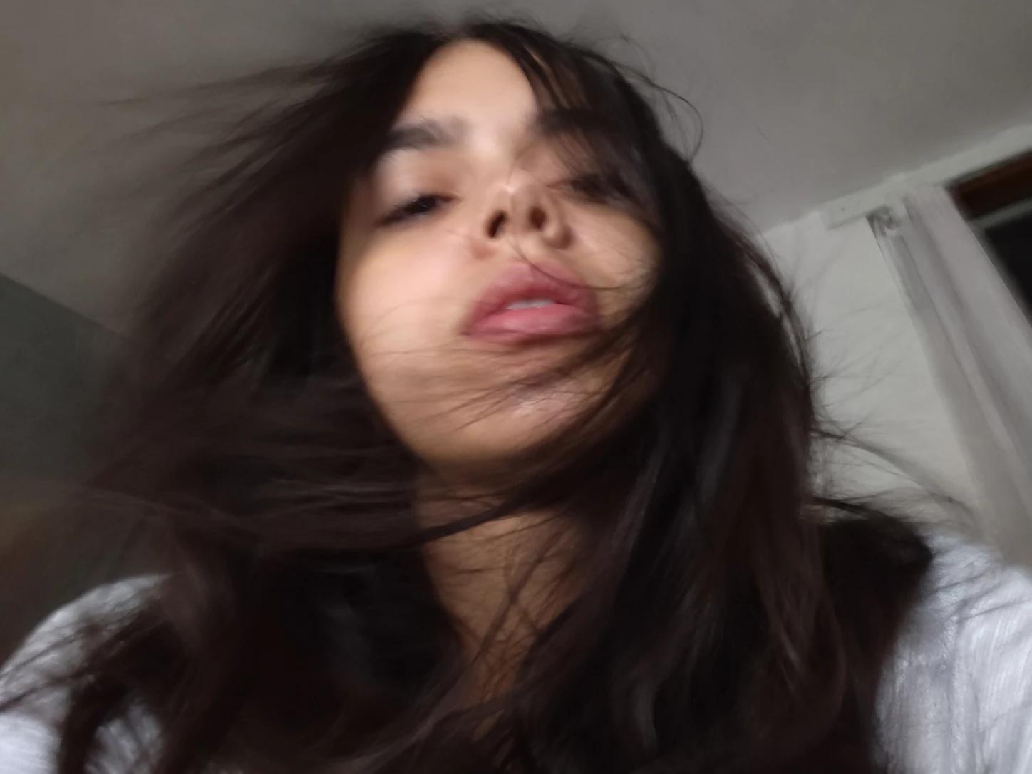Karoline  thumbnail