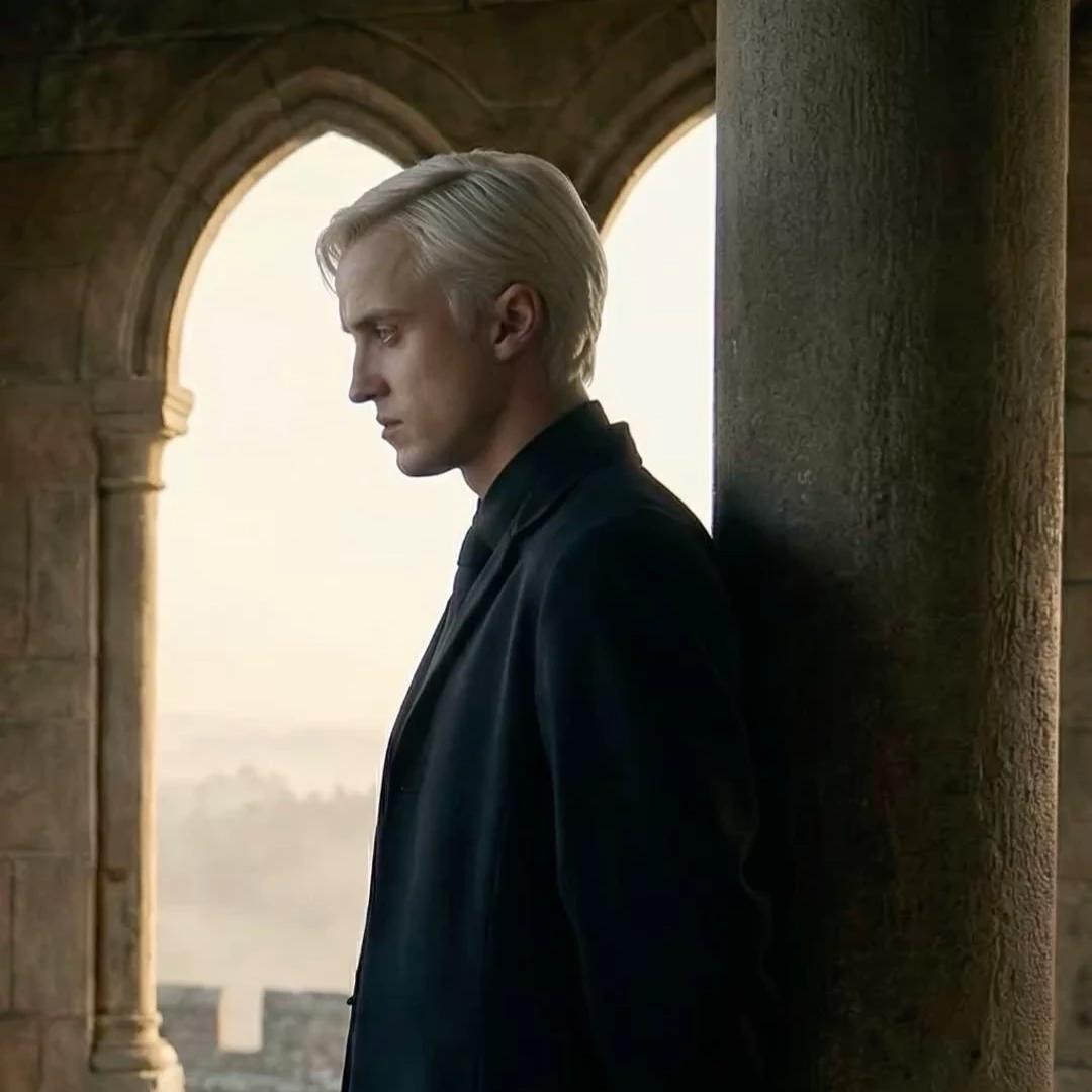 Draco Malfoy thumbnail