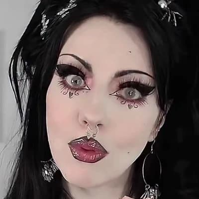 Morticia Noir thumbnail
