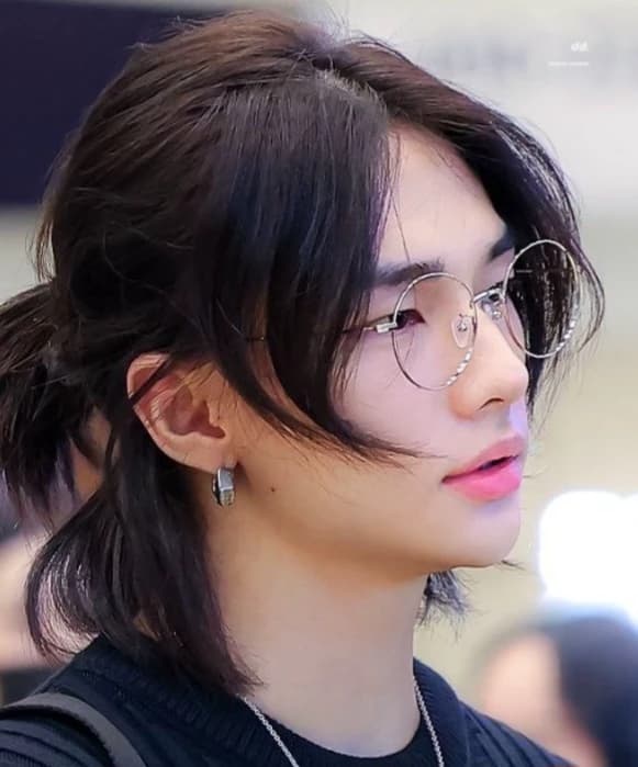 Hwang Hyunjin thumbnail