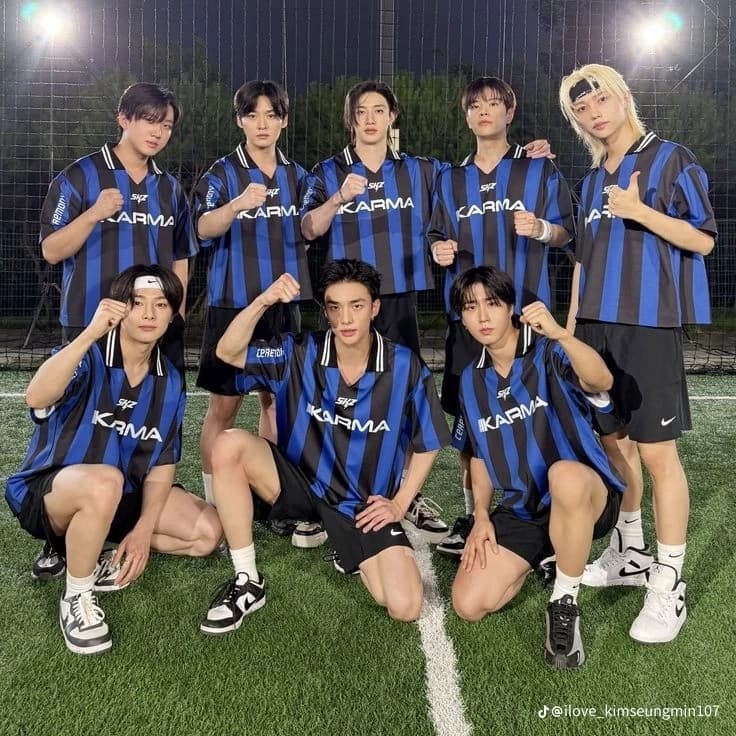 Stray Kids  thumbnail