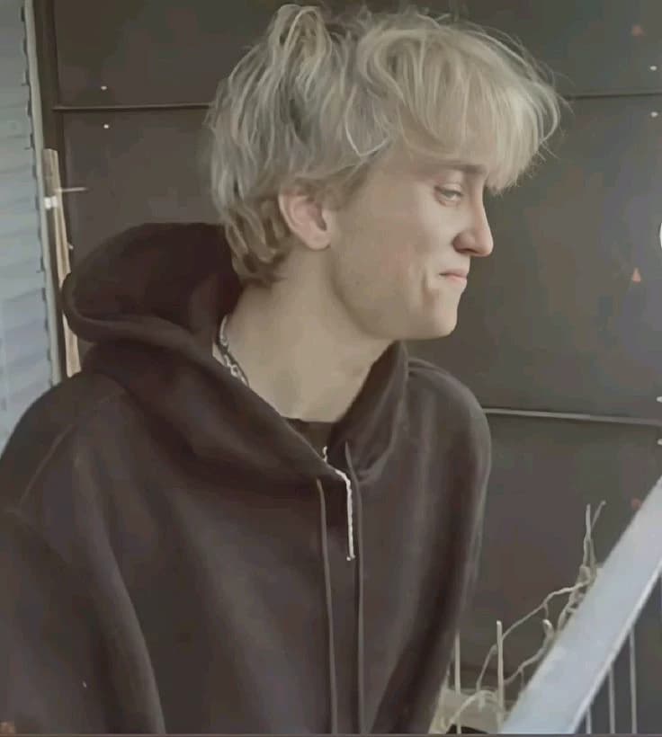 Draco malfoy  thumbnail